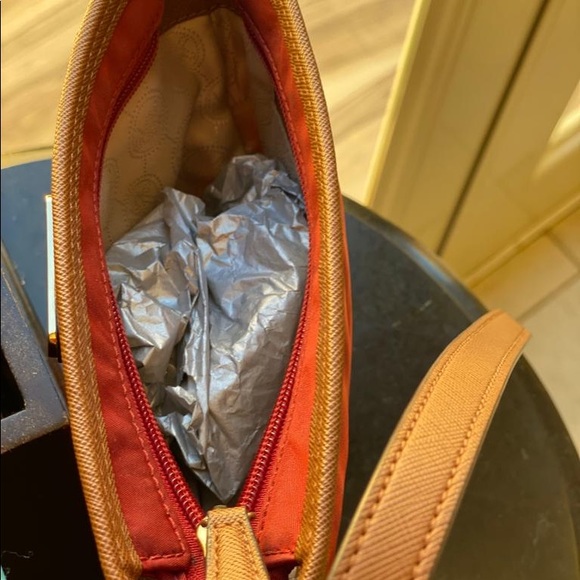 Authentic Michael Kors Crossbody - Picture 3 of 3